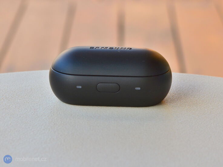 Samsung Gear Icon X (2018)