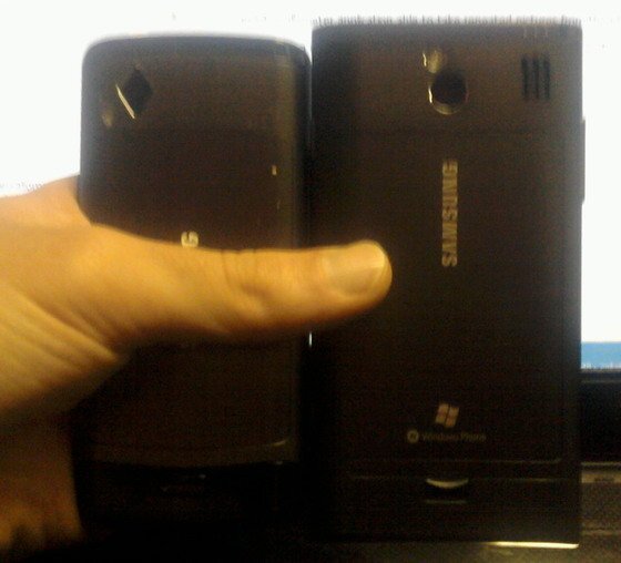 Samsung i8700 