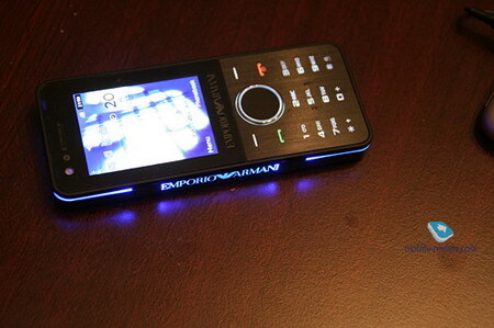 Samsung M7500 Emporio Armani