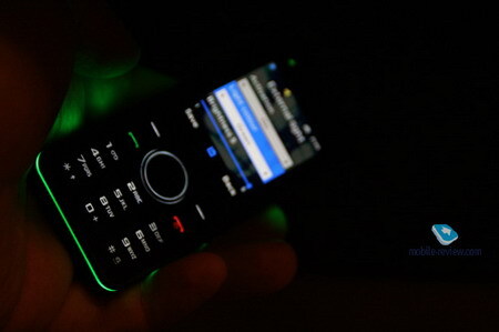 Samsung M7500 Emporio Armani