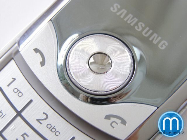 Samsung U700
