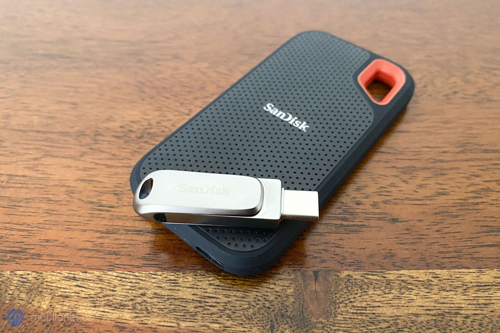 SanDisk Extreme Portable SSD a Dual Drive Luxe