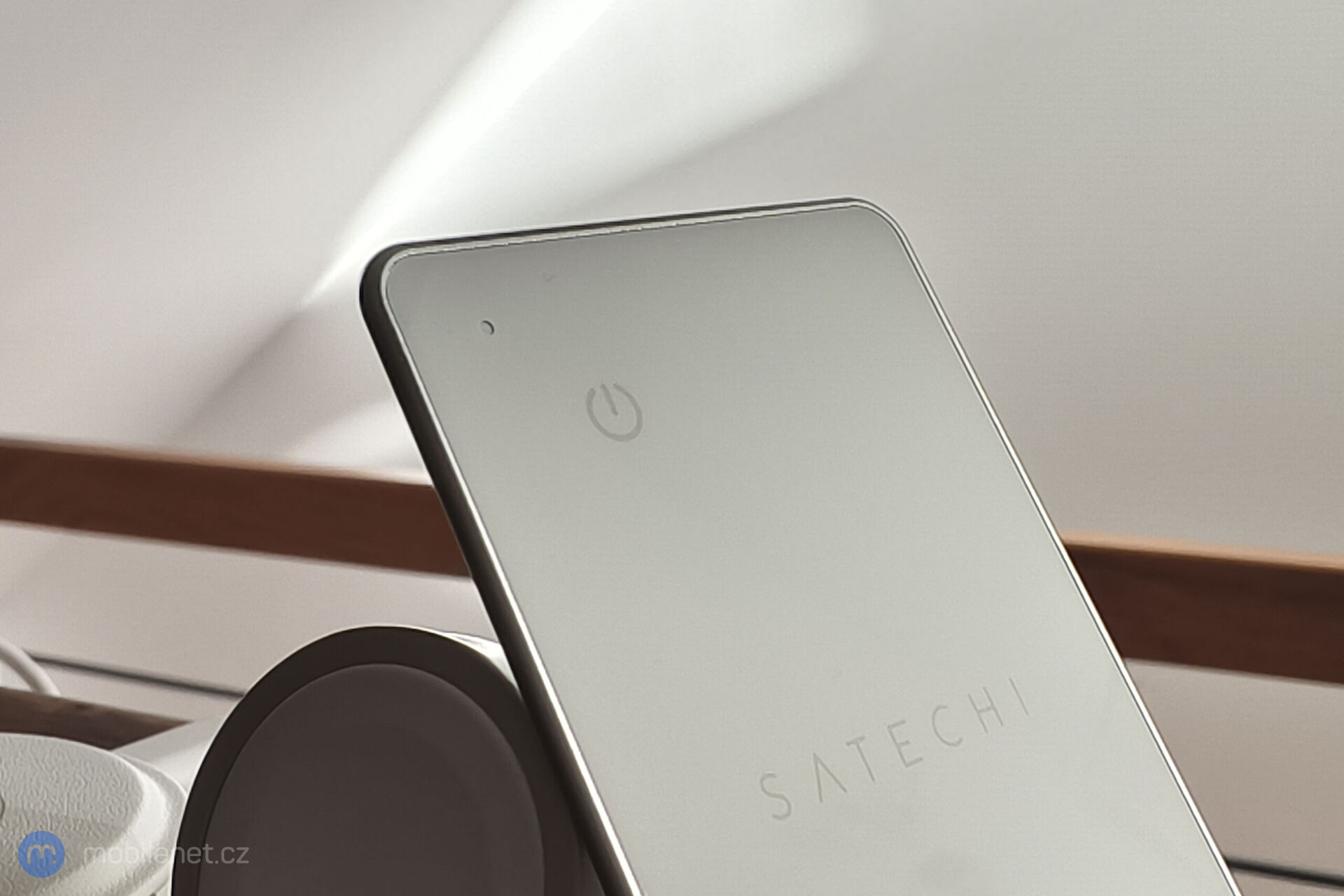 Satechi FindAll Card