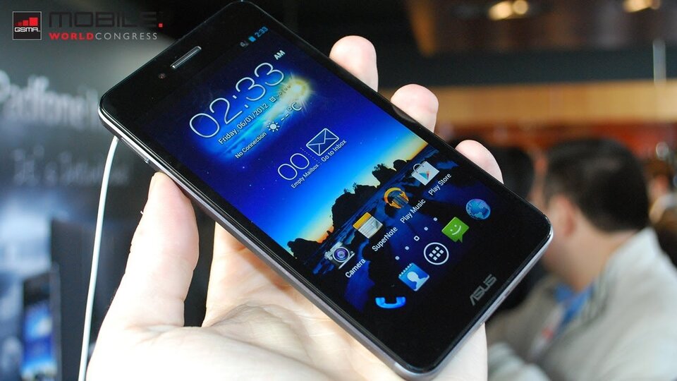 ASUS PadFone Infinity – první dojmy z MWC