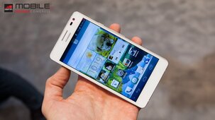 Huawei Ascend D2 – první pohled z MWC