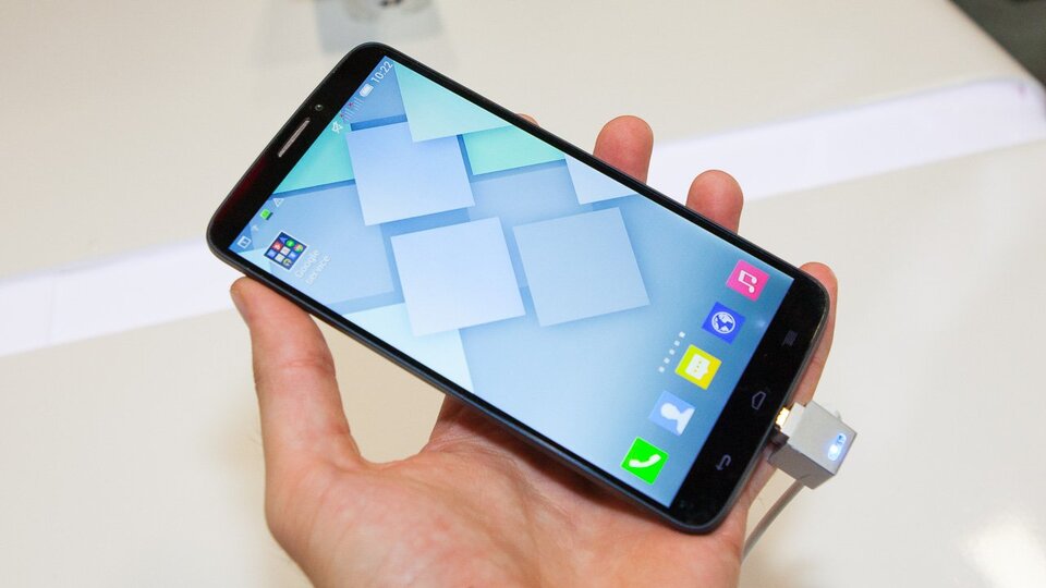 Alcatel One Touch Hero – první pohled