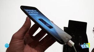 LG G Flex – první pohled z CES 2014