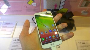 LG G2 mini – prvni rychly videopohled (MWC 2014)