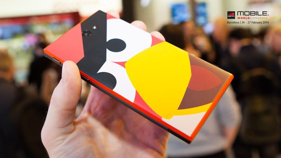 Jolla a Sailfish OS – první pohled z MWC 2014