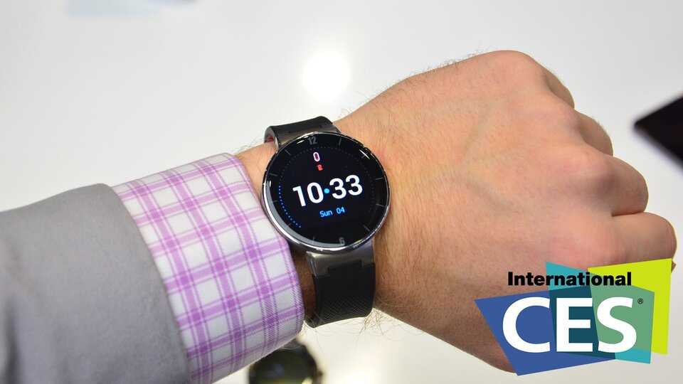 Alcatel OneTouch Watch – první pohled z CES 2015