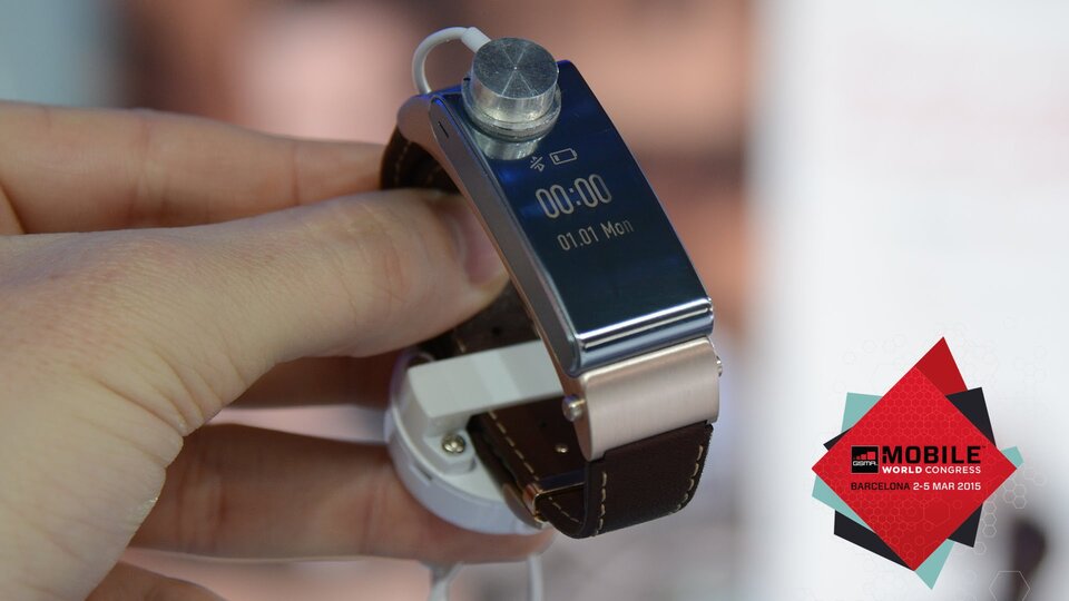 Huawei TalkBand B2 (MWC 2015)