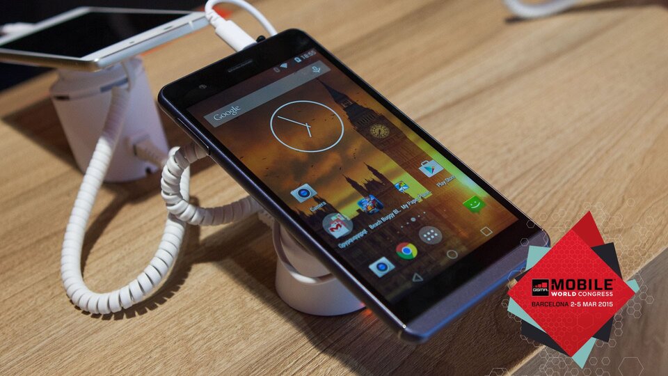 Kazam Tornado 455L – první pohled z MWC 2015