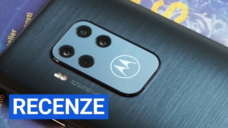 Motorola One Zoom – videorecenze