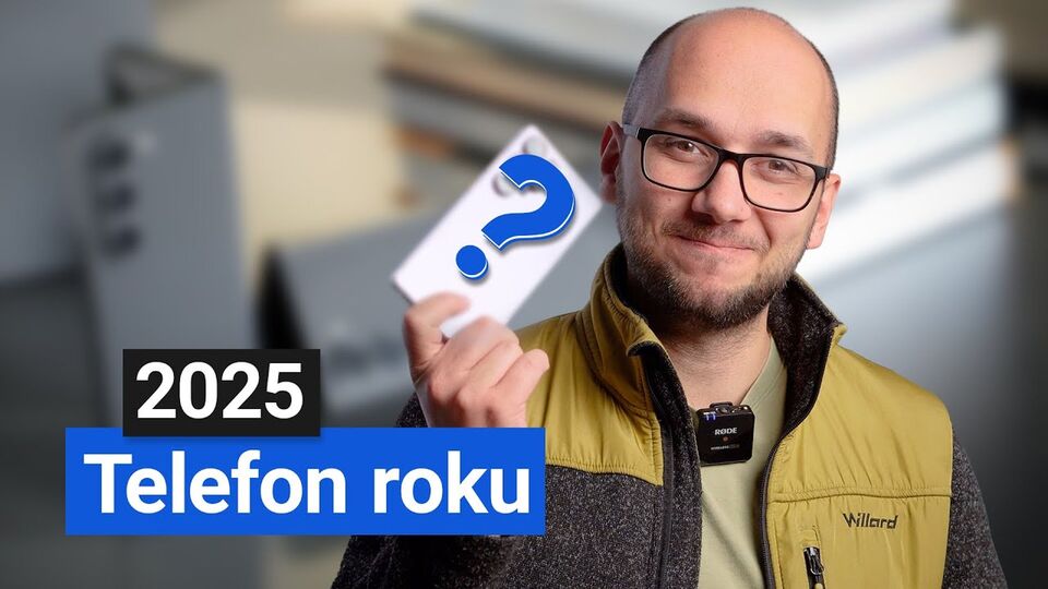 Nejlepším telefonem roku podle vás se stává...