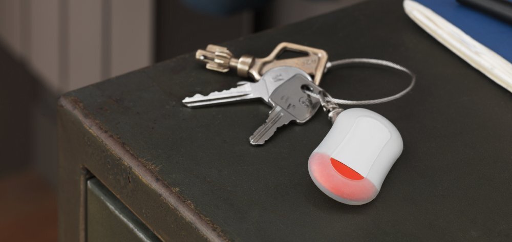 Senzor Cookie připevněný ke klíčům.