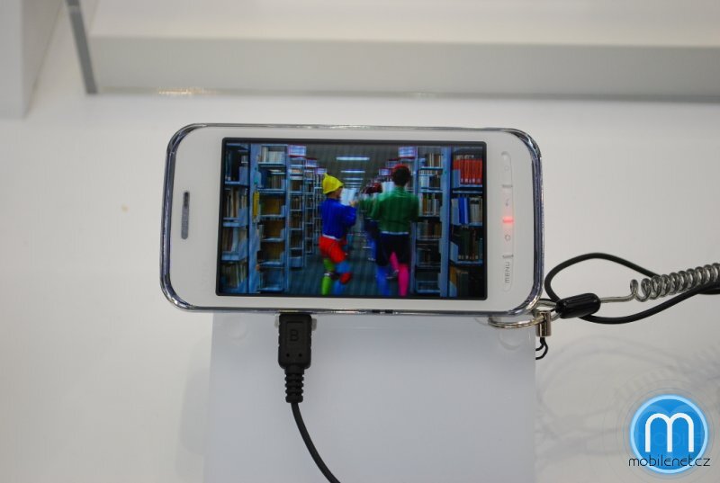 Sharp LYNX 3D SH-03C