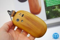 Sharp SH-08C TOUCHWOOD