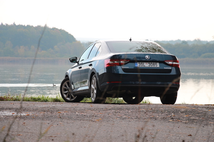 Škoda Superb