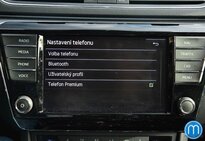 Škoda Superb infotainment