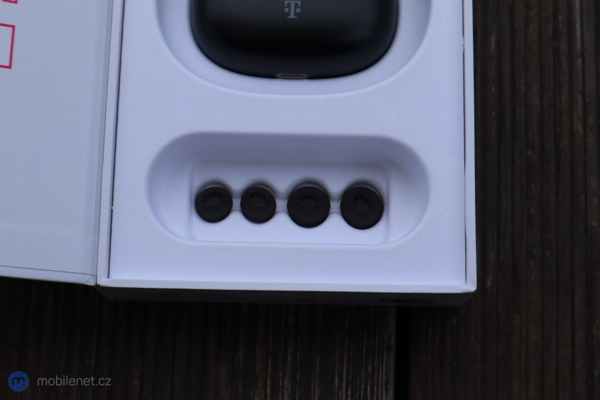 Sluchátka od T-Mobilu (Baseus Bowie MZ10)