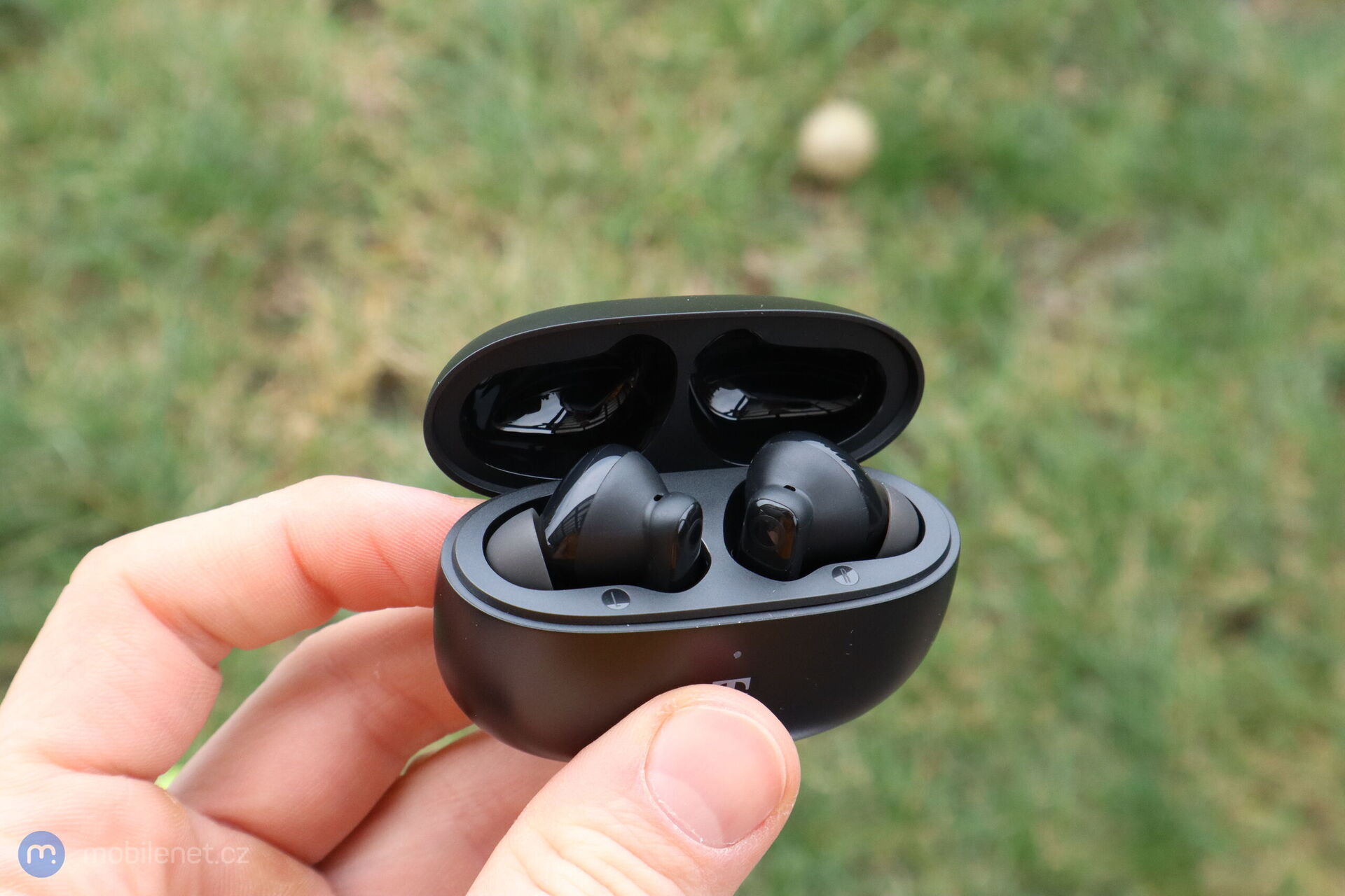 Sluchátka od T-Mobilu (Baseus Bowie MZ10)