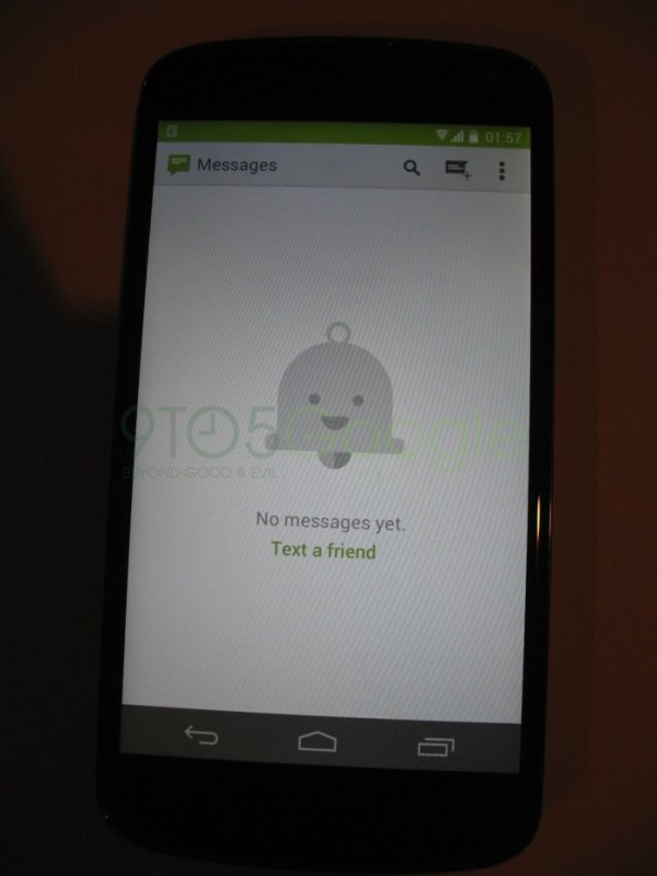 SMS aplikace v Android 4.4 KitKat