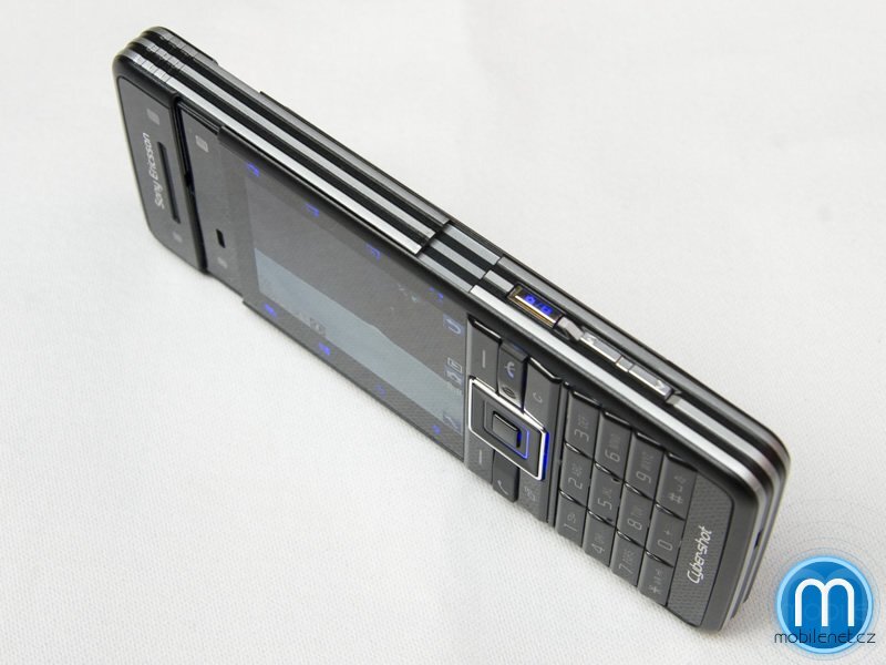 Sony Ericsson C702