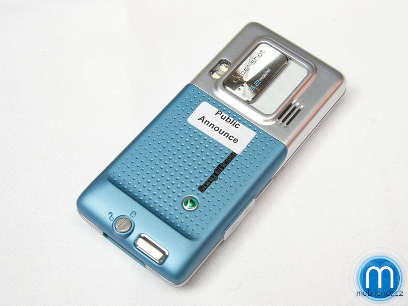 Sony Ericsson C702