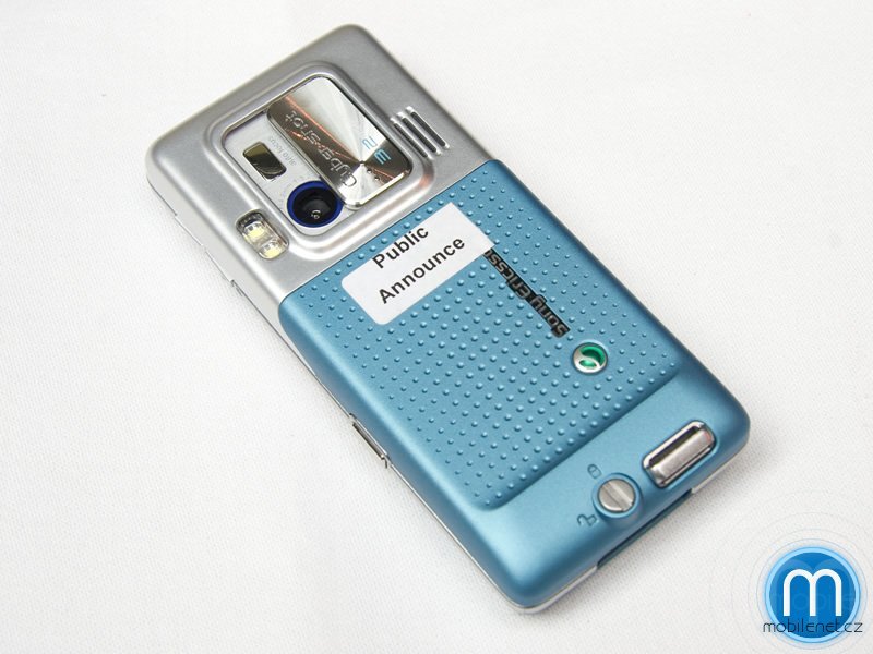 Sony Ericsson C702