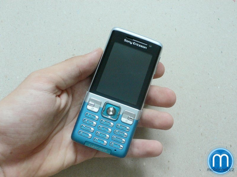 Sony Ericsson C702