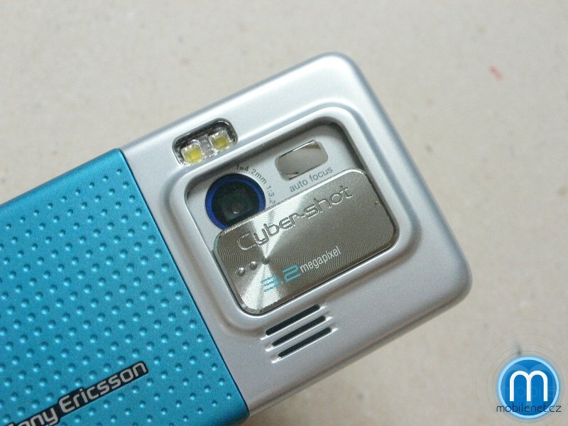 Sony Ericsson C702