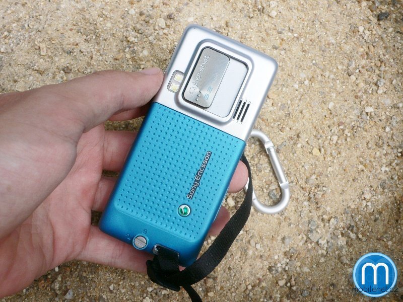 Sony Ericsson C702