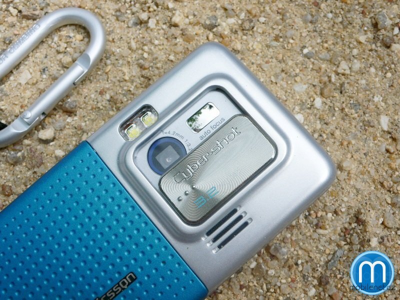 Sony Ericsson C702
