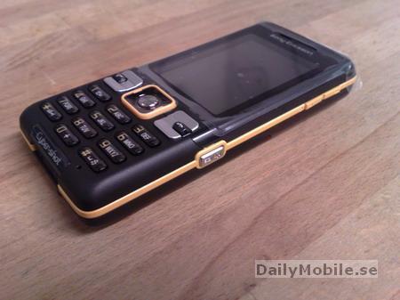 Sony Ericsson C702