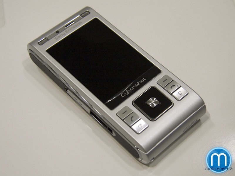 Sony Ericsson C905