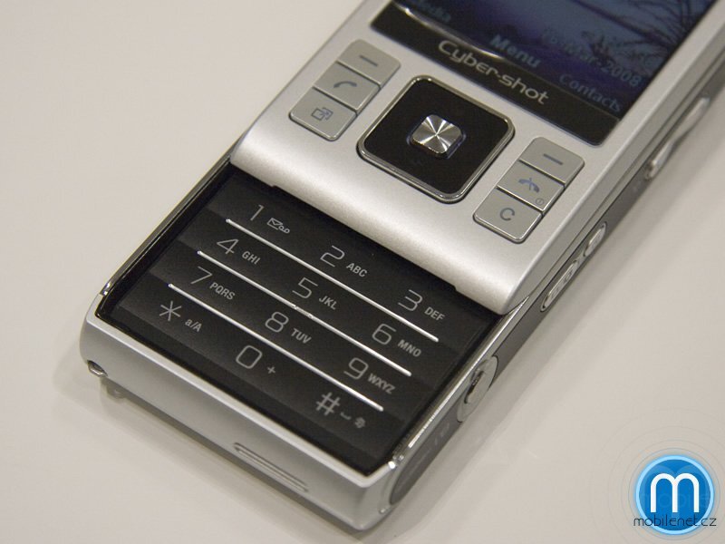 Sony Ericsson C905