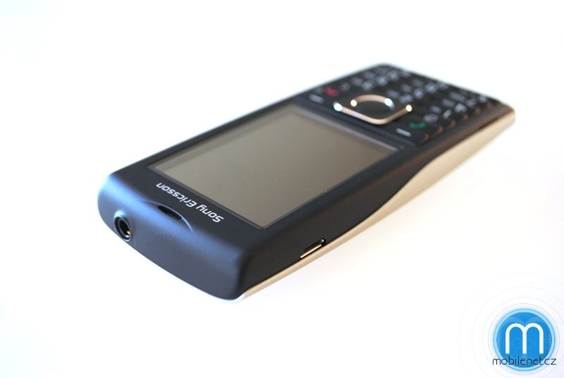 Sony Ericsson Cedar