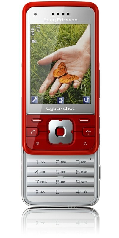 Sony Ericsson dopoledne představil model C903 a W395