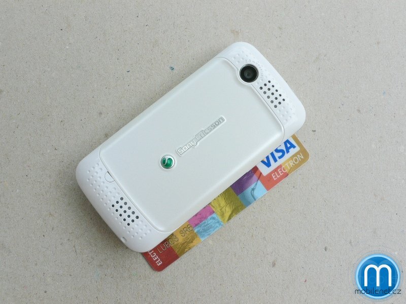 Sony Ericsson F305