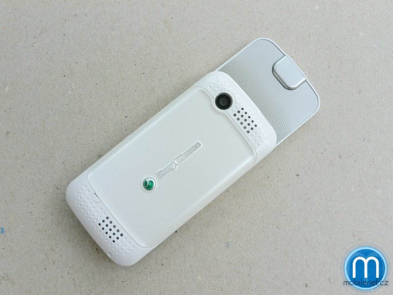 Sony Ericsson F305