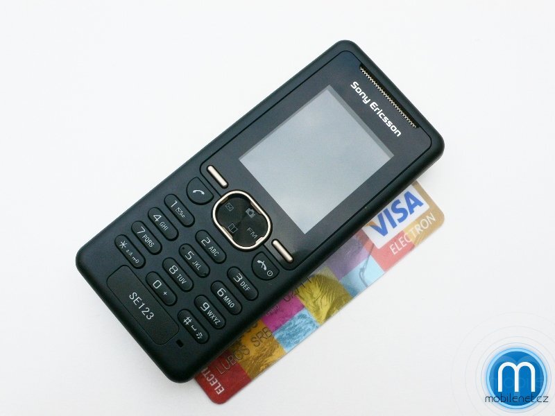 Sony Ericsson F305