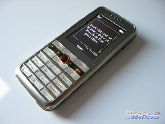 Sony Ericsson G502