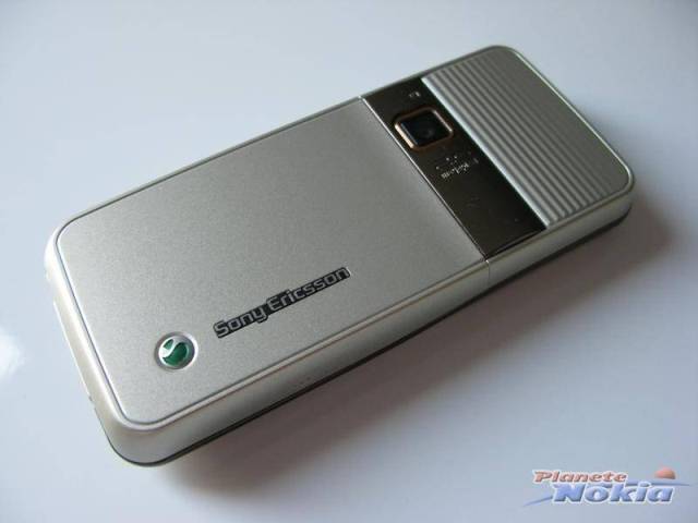 Sony Ericsson G502