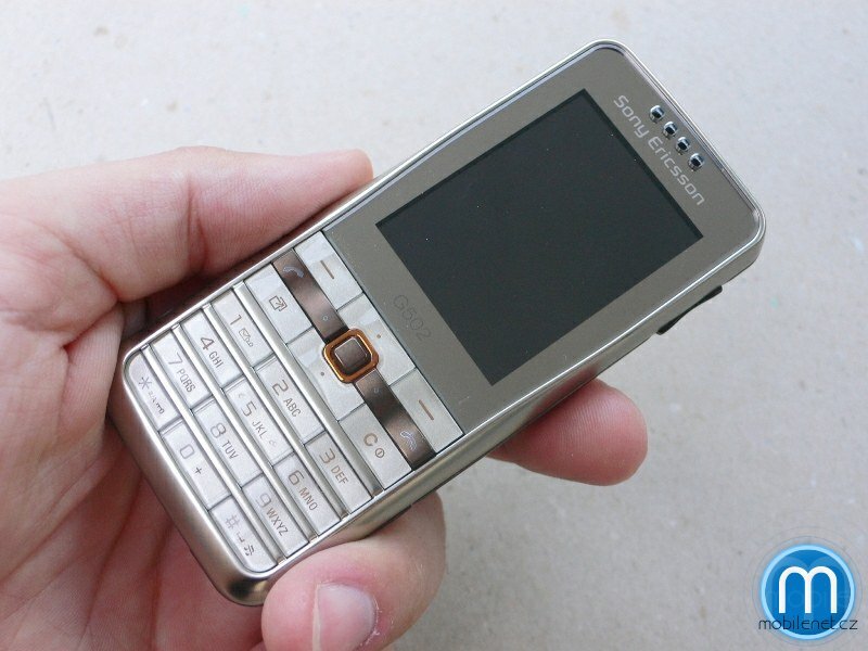 Sony Ericsson G502