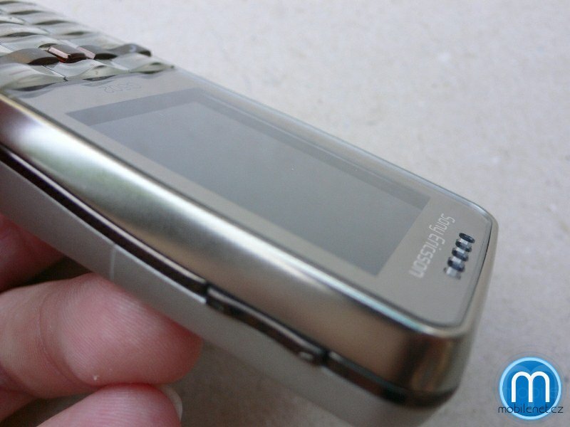 Sony Ericsson G502