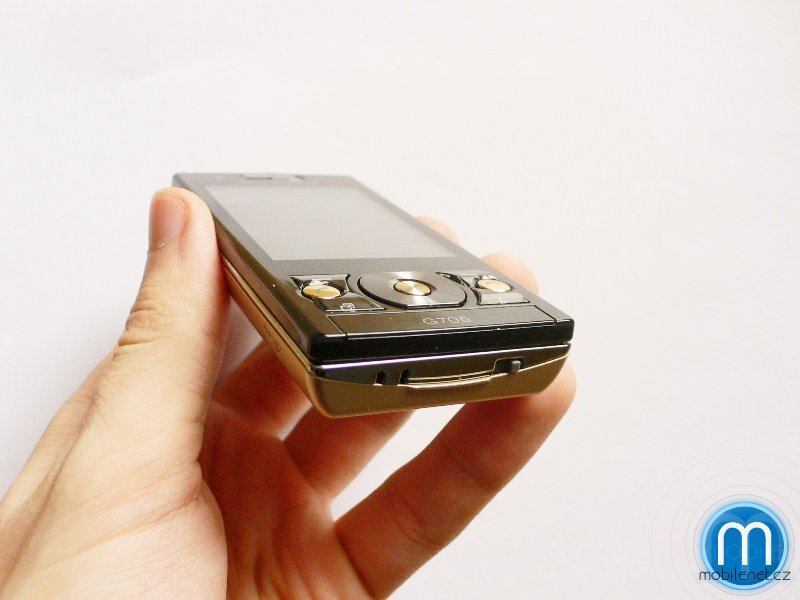 Sony Ericsson G705