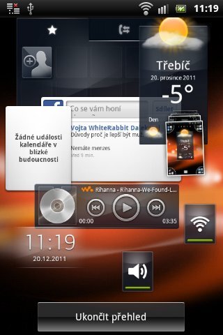Sony Ericsson Live with Walkman - srcennshoty displeje