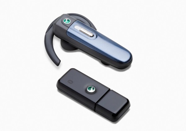 Sony Ericsson: nová Bluetooth souprava HBV-100