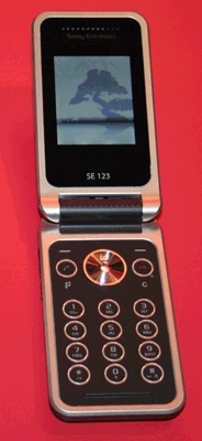 Sony Ericsson R300i a R306i