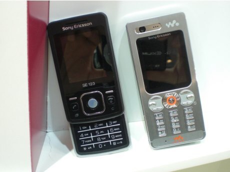 Sony Ericsson T303